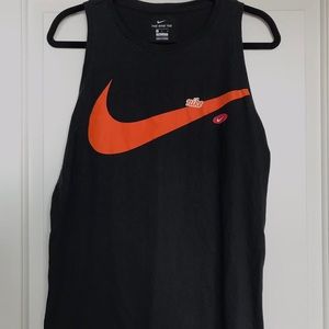 NIKE Muscle Tank